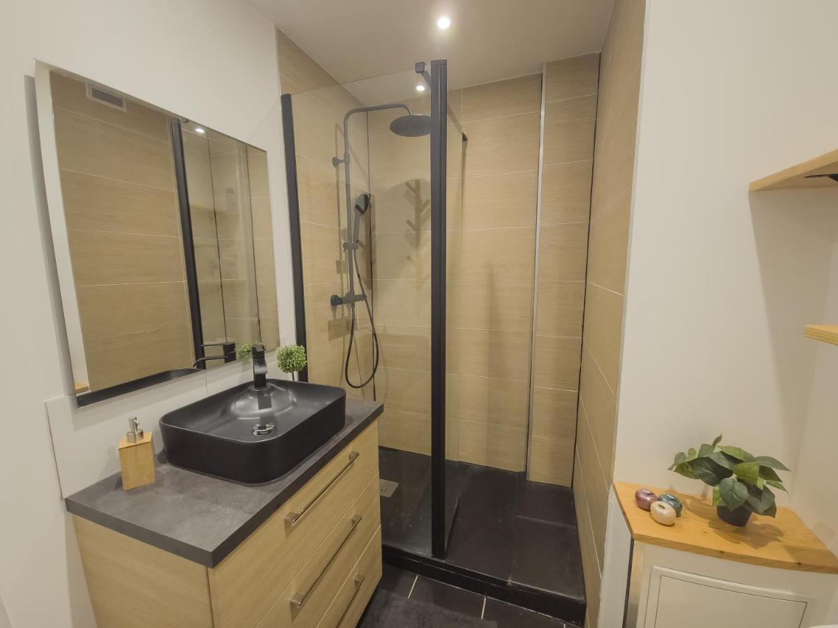 Le Bourget, Grand Appartement Proche Du Centre Grenoble Exterior photo